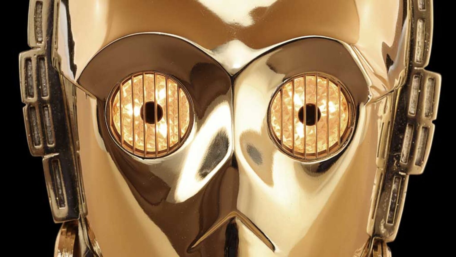 iconic-c-3po-star-wars-helmet-sells-for-838-750-kovels